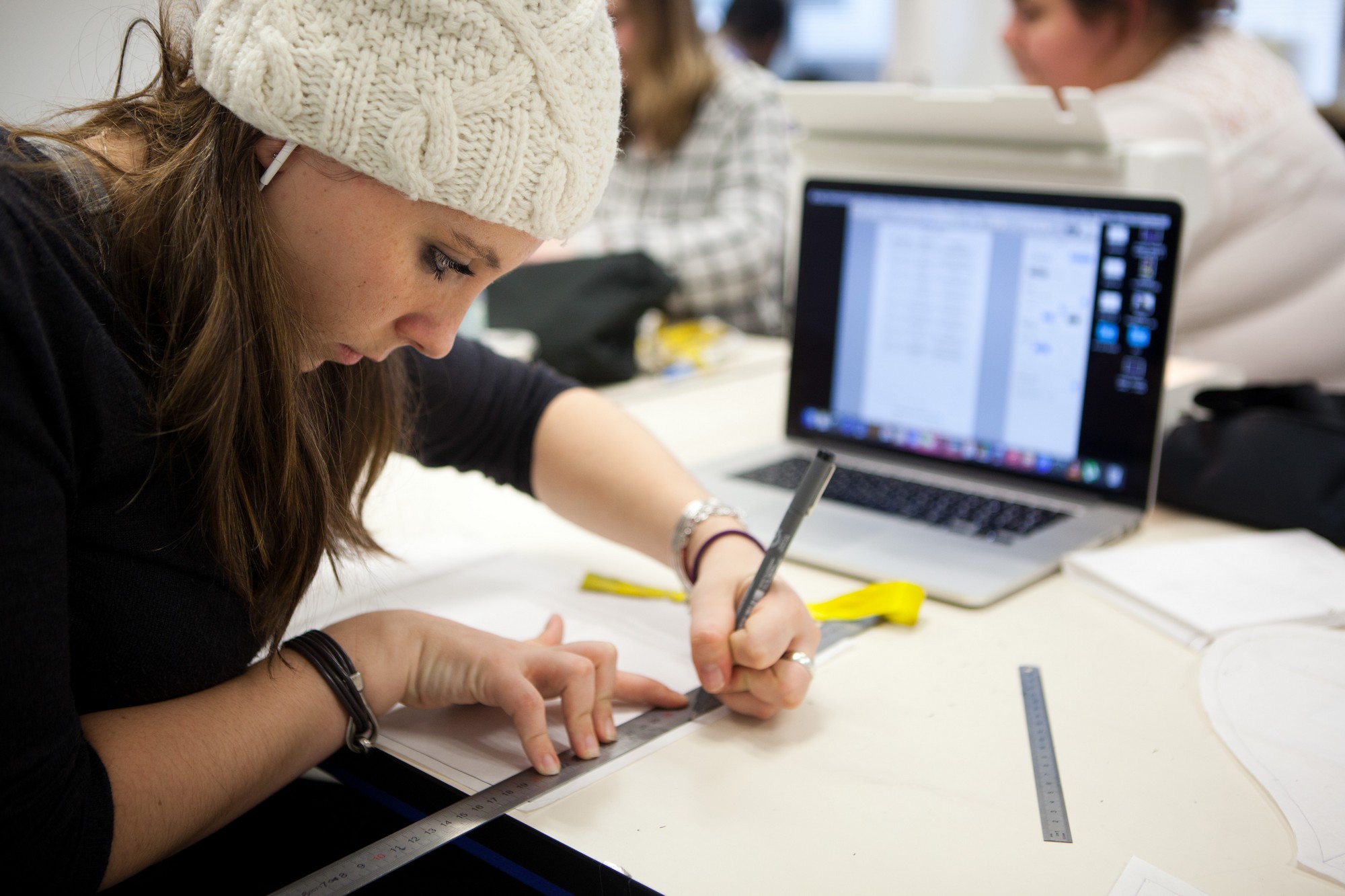 Apprendre la culture de mode dans une école dédiée