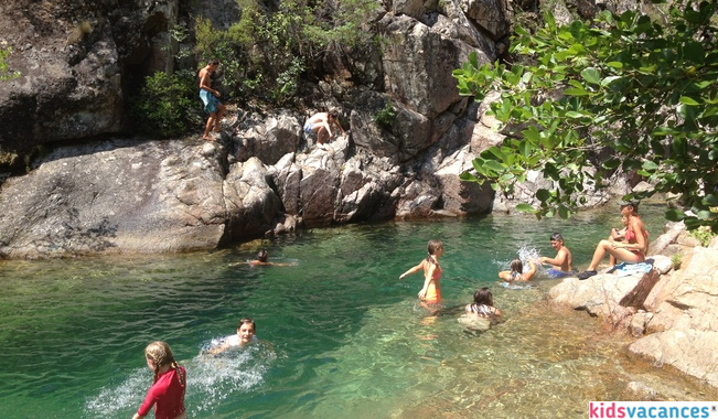 Les activités lucratives dans les colonies de vacances