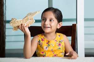 Jeux : les avantages de choisir des jouets en bois pour un enfant