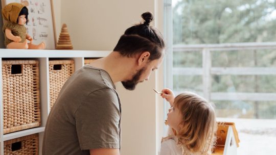 5 conseils de parentalité essentiels pour les futurs parents