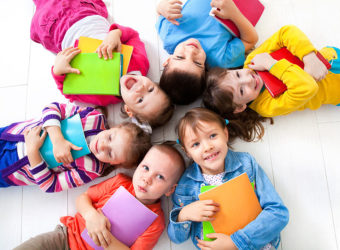 Comment le soutien scolaire en maternelle peut aider mon enfant ?