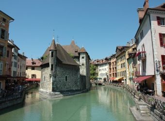 Quels sont les intérêts d’un séjour à Annecy ?